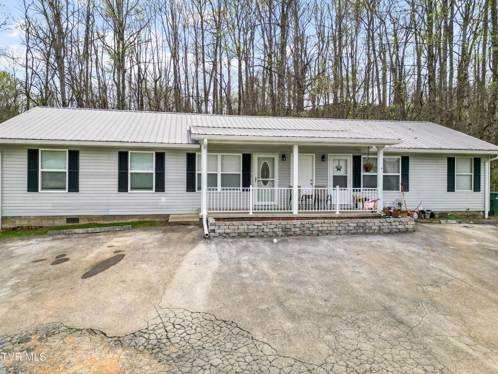Photo of 377 Bandy Road, Greeneville, TN 37743 (MLS # 9993920)