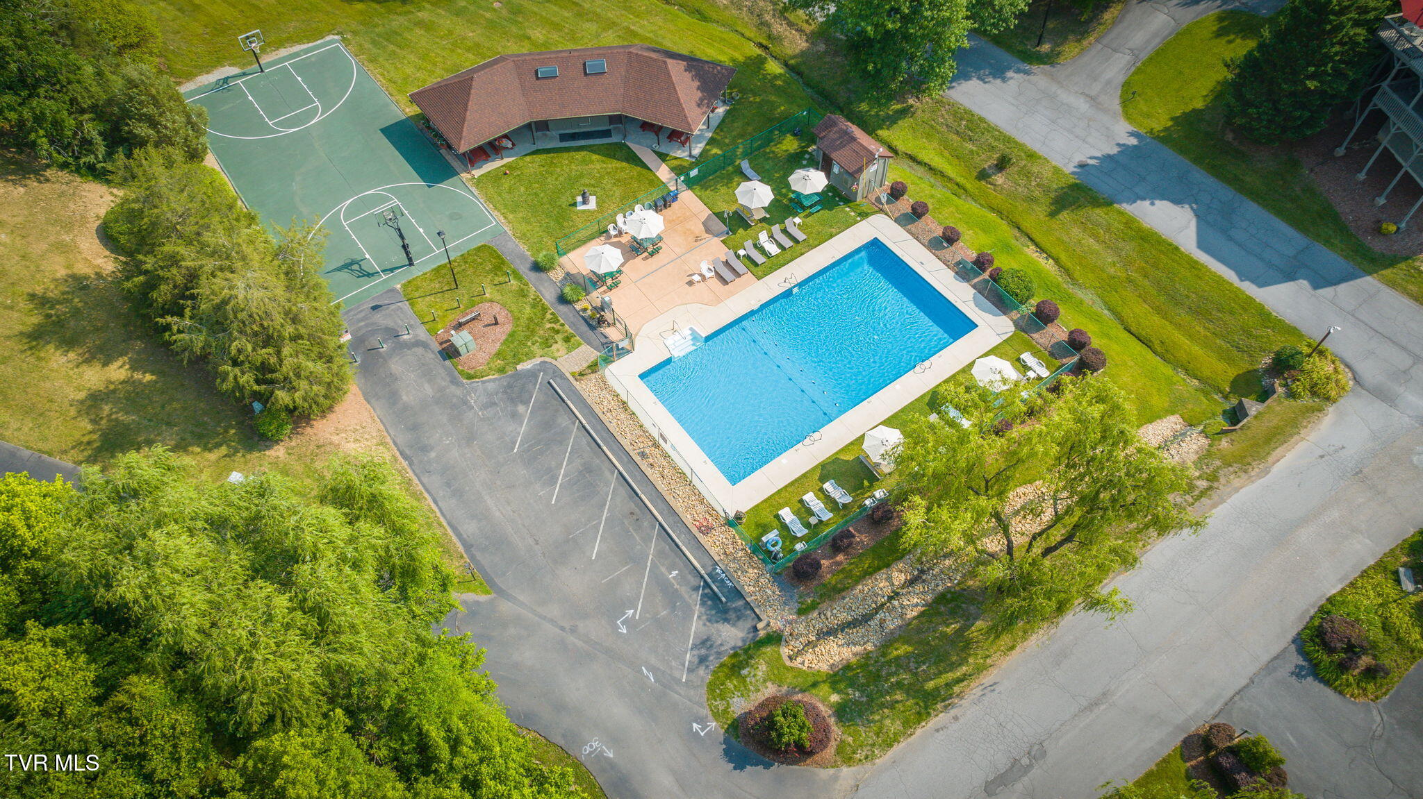 209 Willowbend Lane, Kingsport, Tennessee image 36