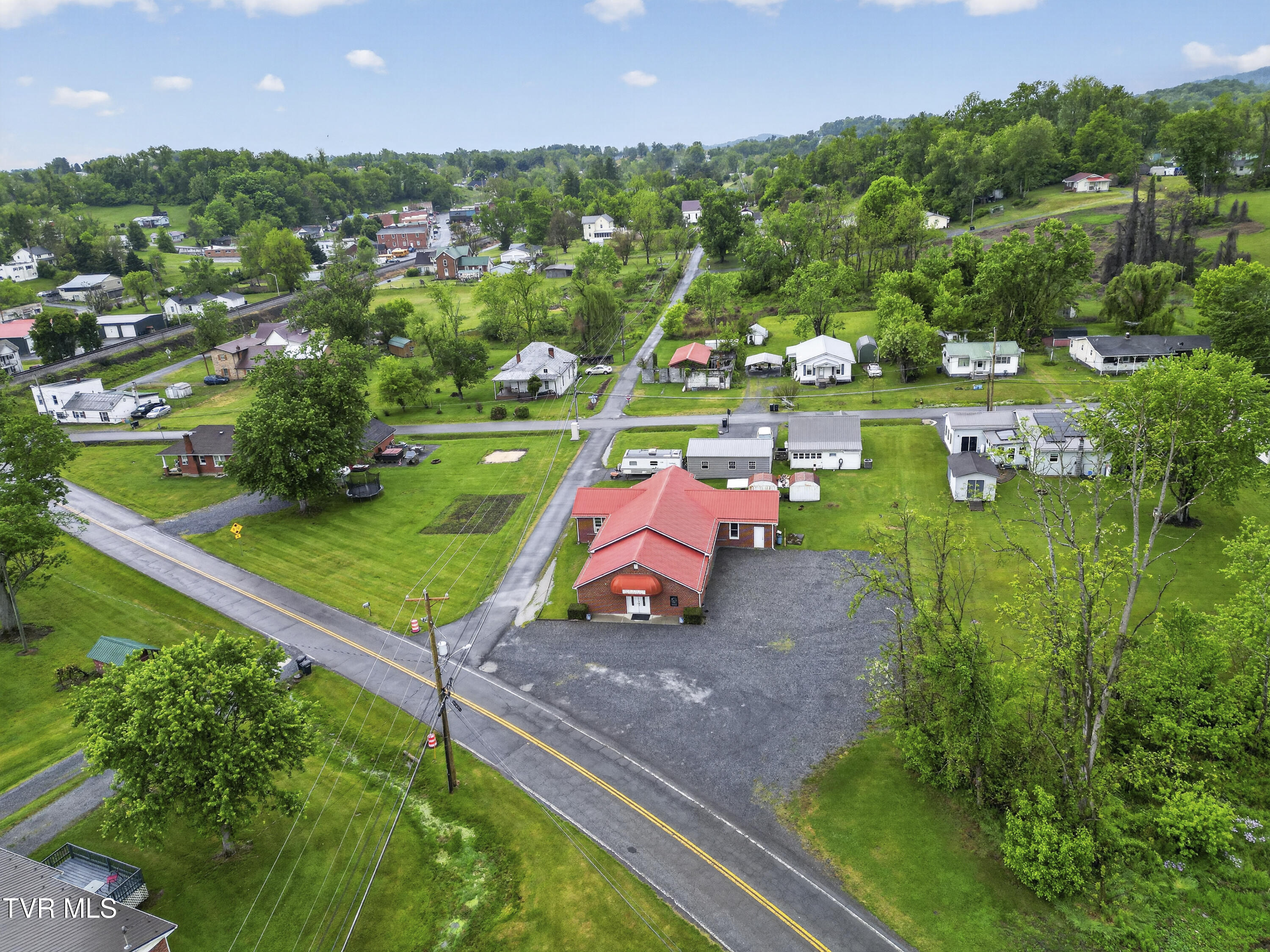 302 Crescent Drive