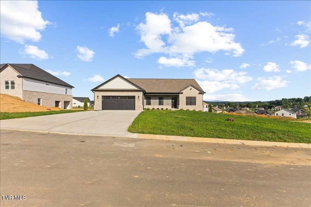 Photo of 975 Cabot Cove, Jonesborough, TN 37659 (MLS # 9998217)