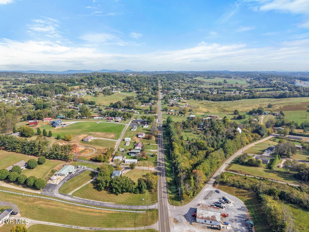 Photo of 208 Majestic Circle, Greeneville, TN 37743 (MLS # 10001248)
