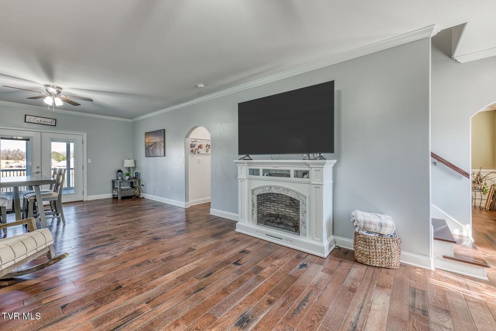 Photo of 228 Country Meadows Circle, Bristol, TN 37620 (MLS # 9991025)