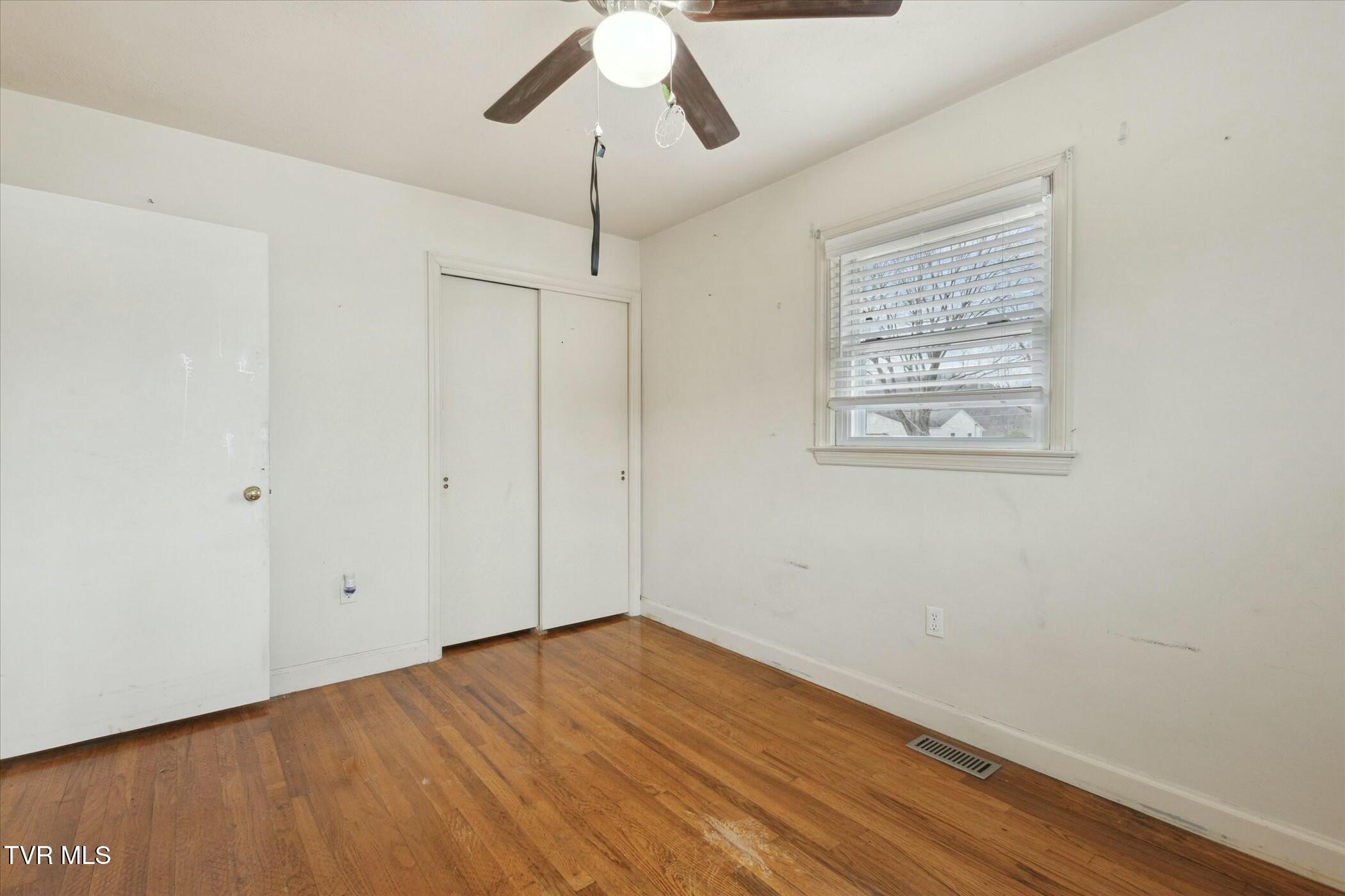 202 Hemlock Road, Bristol, Tennessee image 18