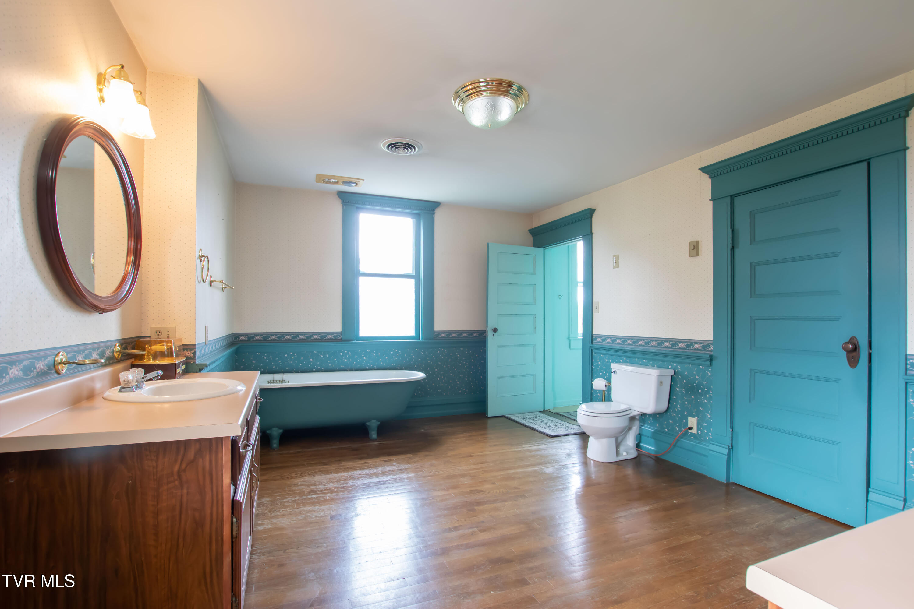 322 Spruce Street Street, Bristol, Tennessee image 36