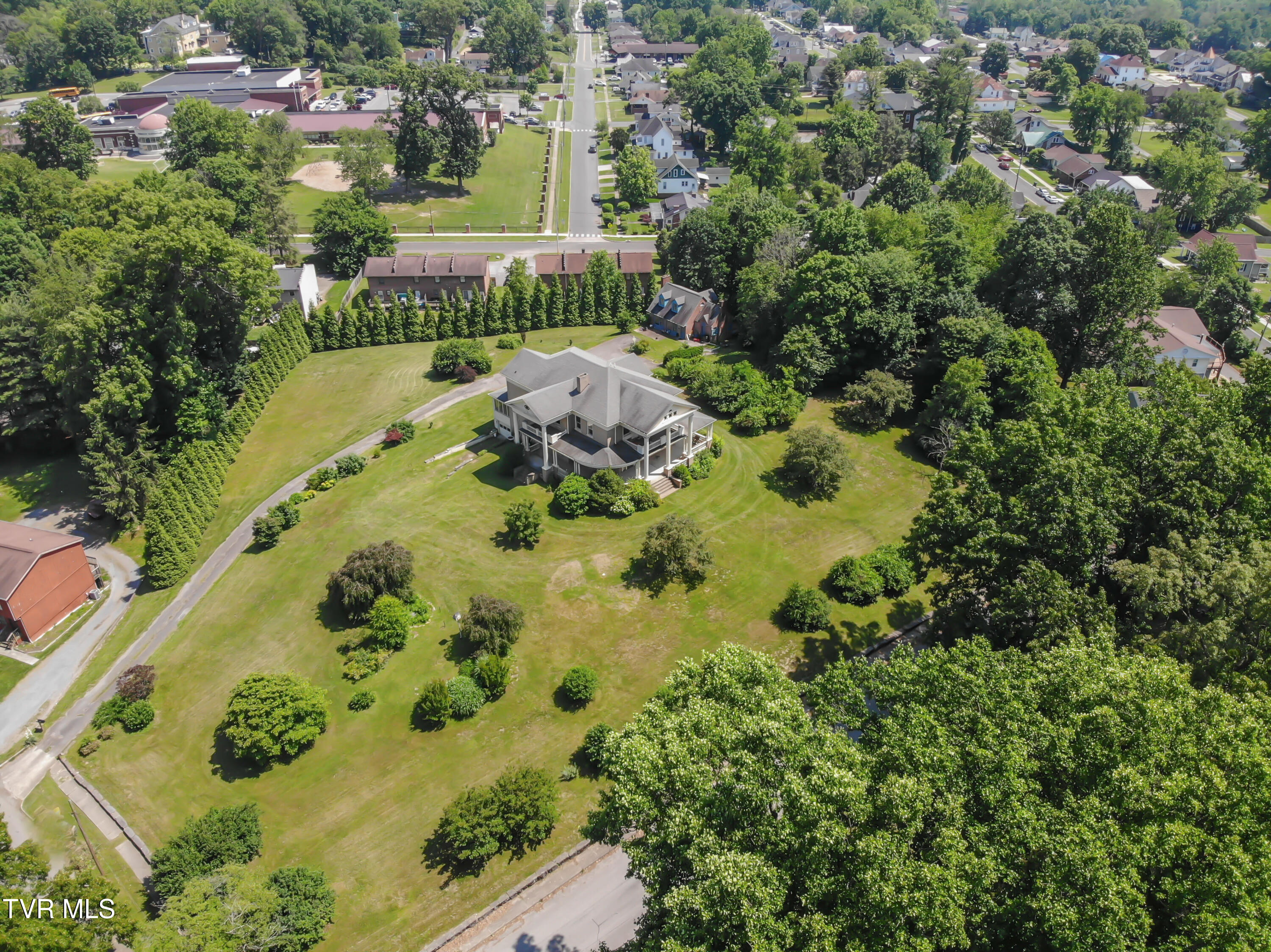 322 Spruce Street Street, Bristol, Tennessee image 8
