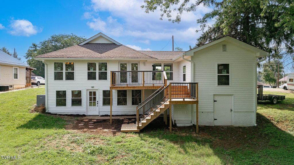 Photo of 129 Ridgeway Avenue, Church Hill, TN 37642 (MLS # 9982342)