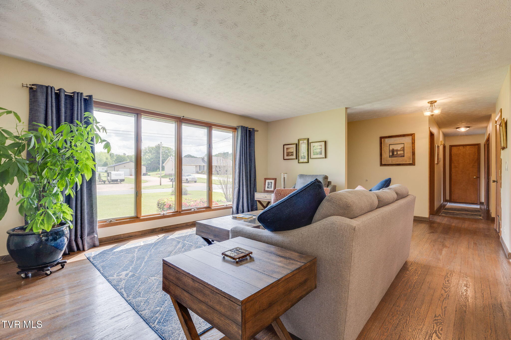 209 Harmony Acres Drive E