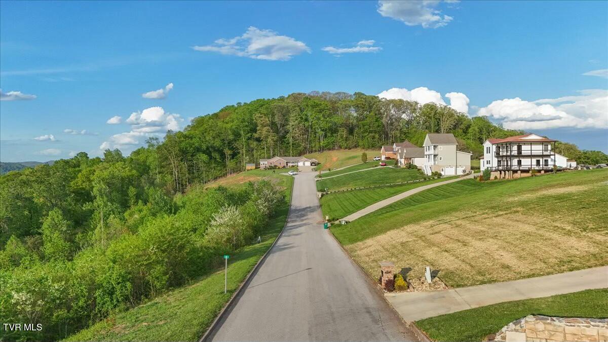 4929 Eagle Pointe Drive, Kingsport, Tennessee image 15