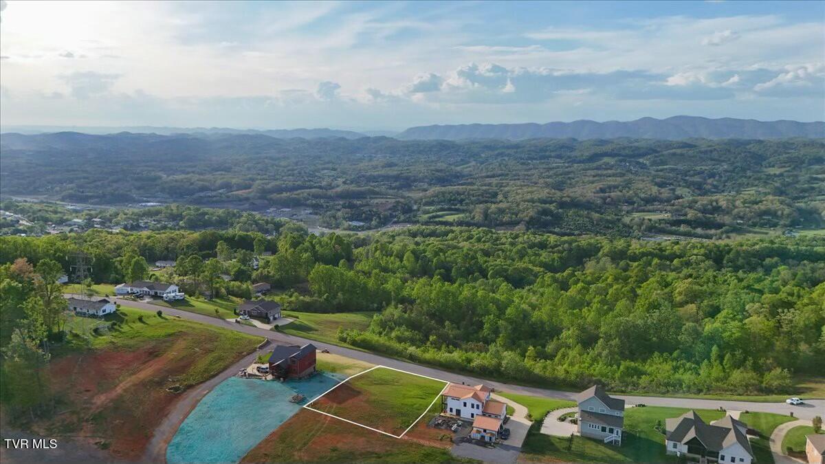 4929 Eagle Pointe Drive, Kingsport, Tennessee image 12