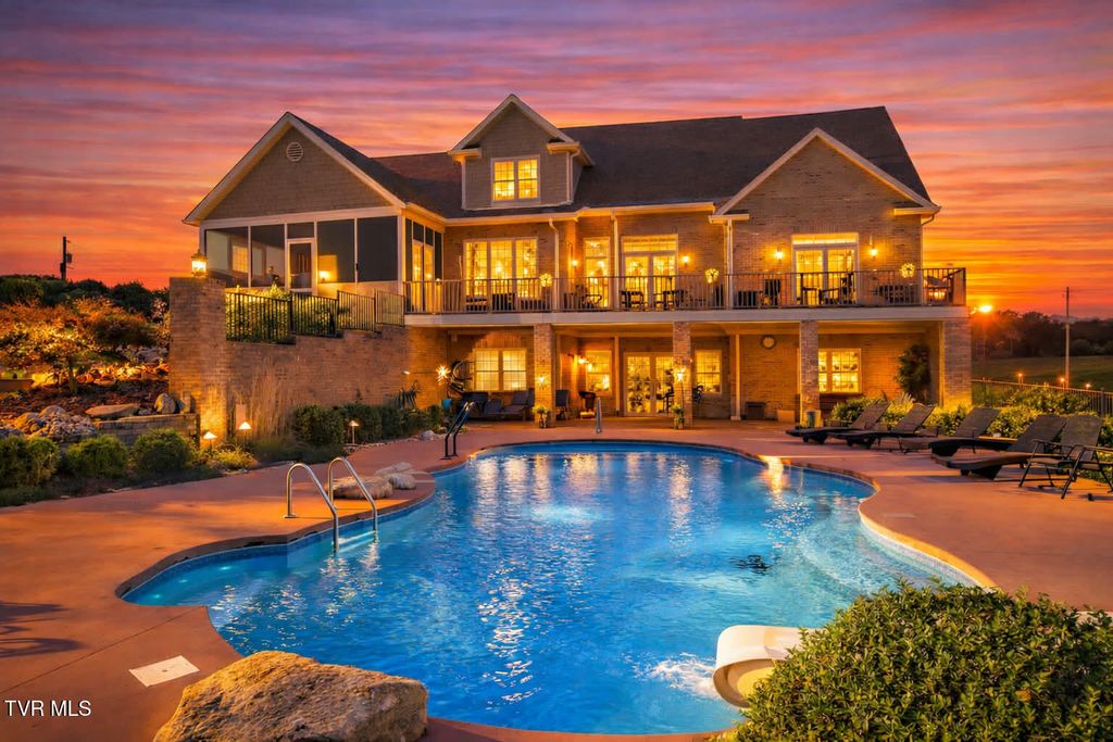 Photo of 1399 Highway 75, Blountville, TN 37617 (MLS # 9991582)