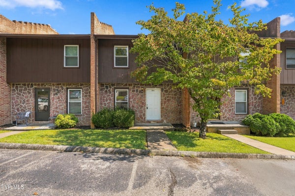 321 EMERALD DR # 321, BRISTOL, VA 24201 - Image 289f207ff00a12b702e0c941a25c10ce/2839987128
