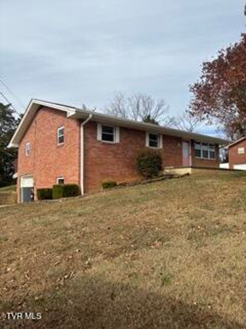 Photo of 108 Hillrise Drive, Greeneville, TN 37745 (MLS # 9988379)