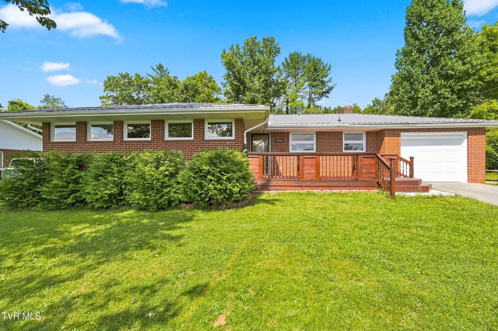 Photo of 3333 Summit Drive, Saint Paul, VA 24283 (MLS # 10000046)