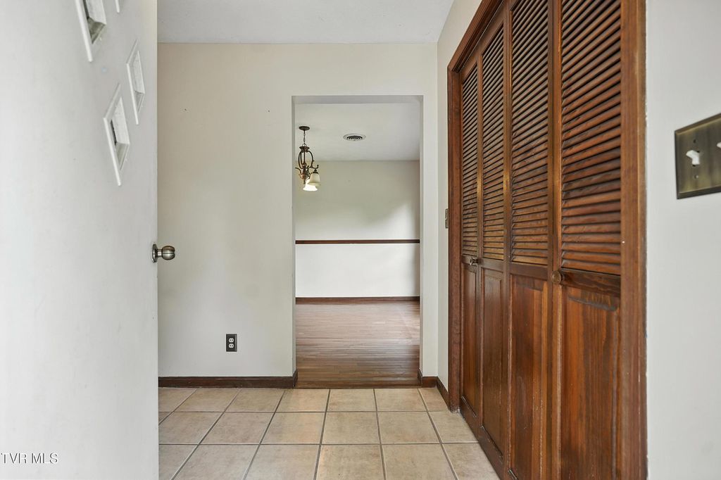 Photo of 134 Richmond Heights, Jonesville, VA 24263 (MLS # 9982068)