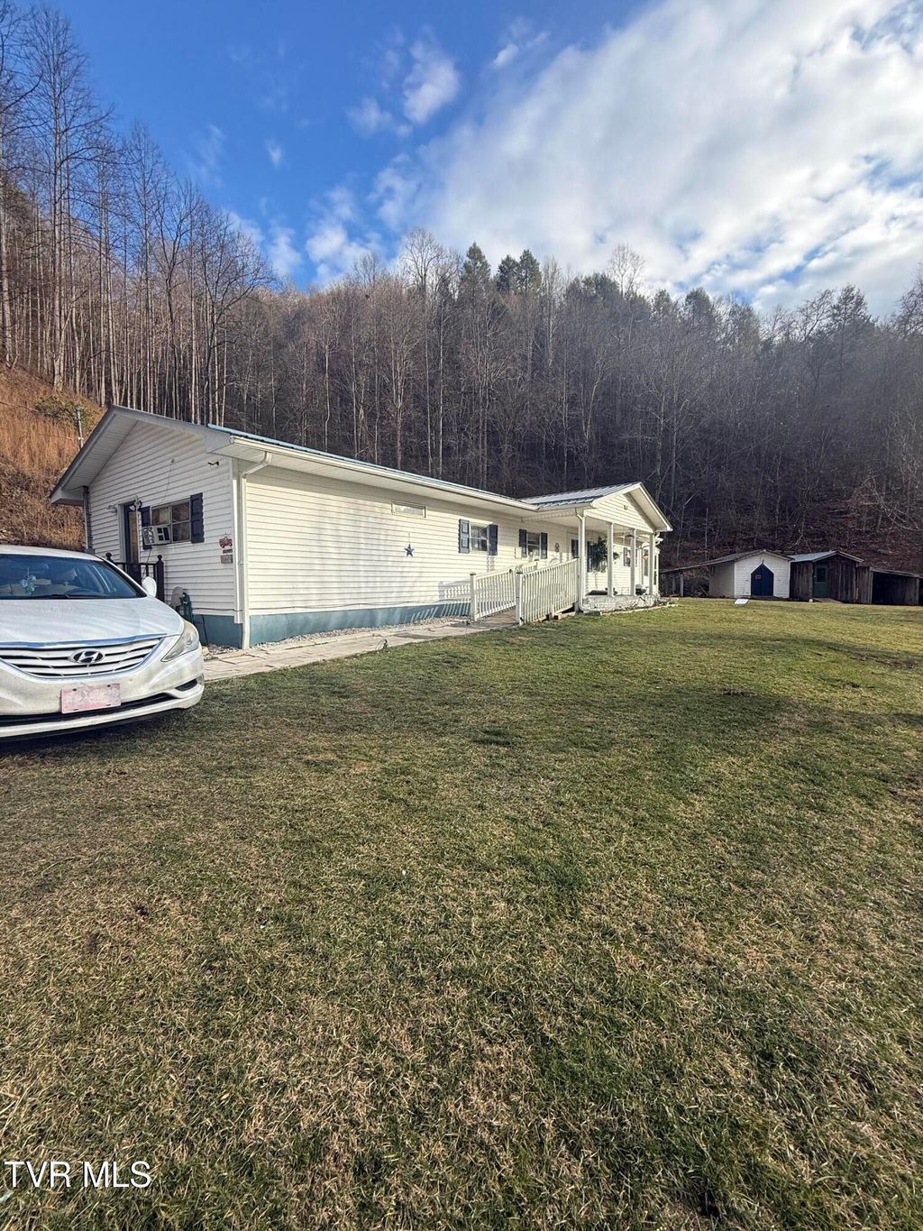 Photo of 1460 Gum Branch Road, Oakwood, VA 24631 (MLS # 9991353)