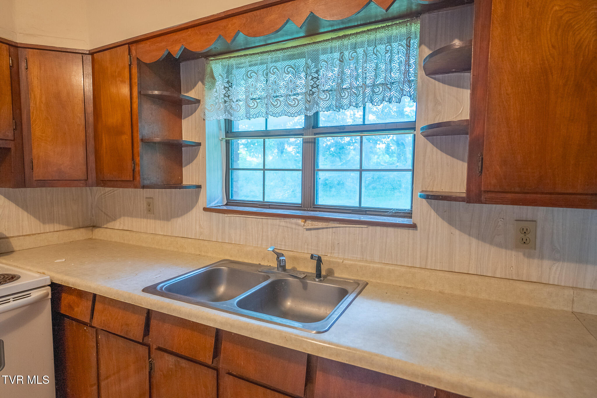 331 Luther Villa Road, Sneedville, Tennessee image 10