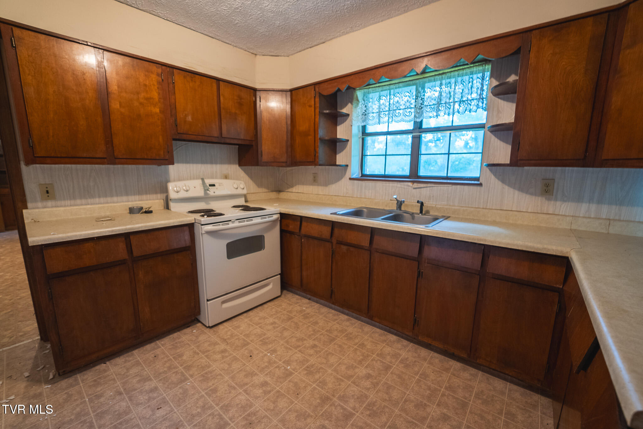 331 Luther Villa Road, Sneedville, Tennessee image 9