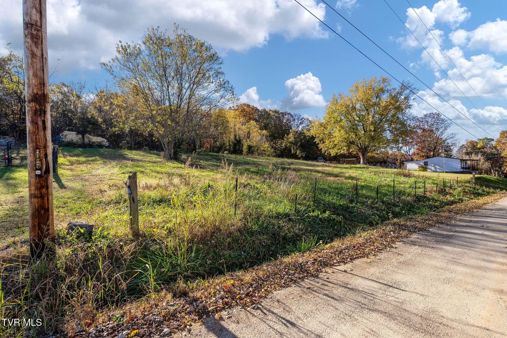 Photo of Tbd Old Mine Road, Greeneville, TN 37745 (MLS # 9988150)