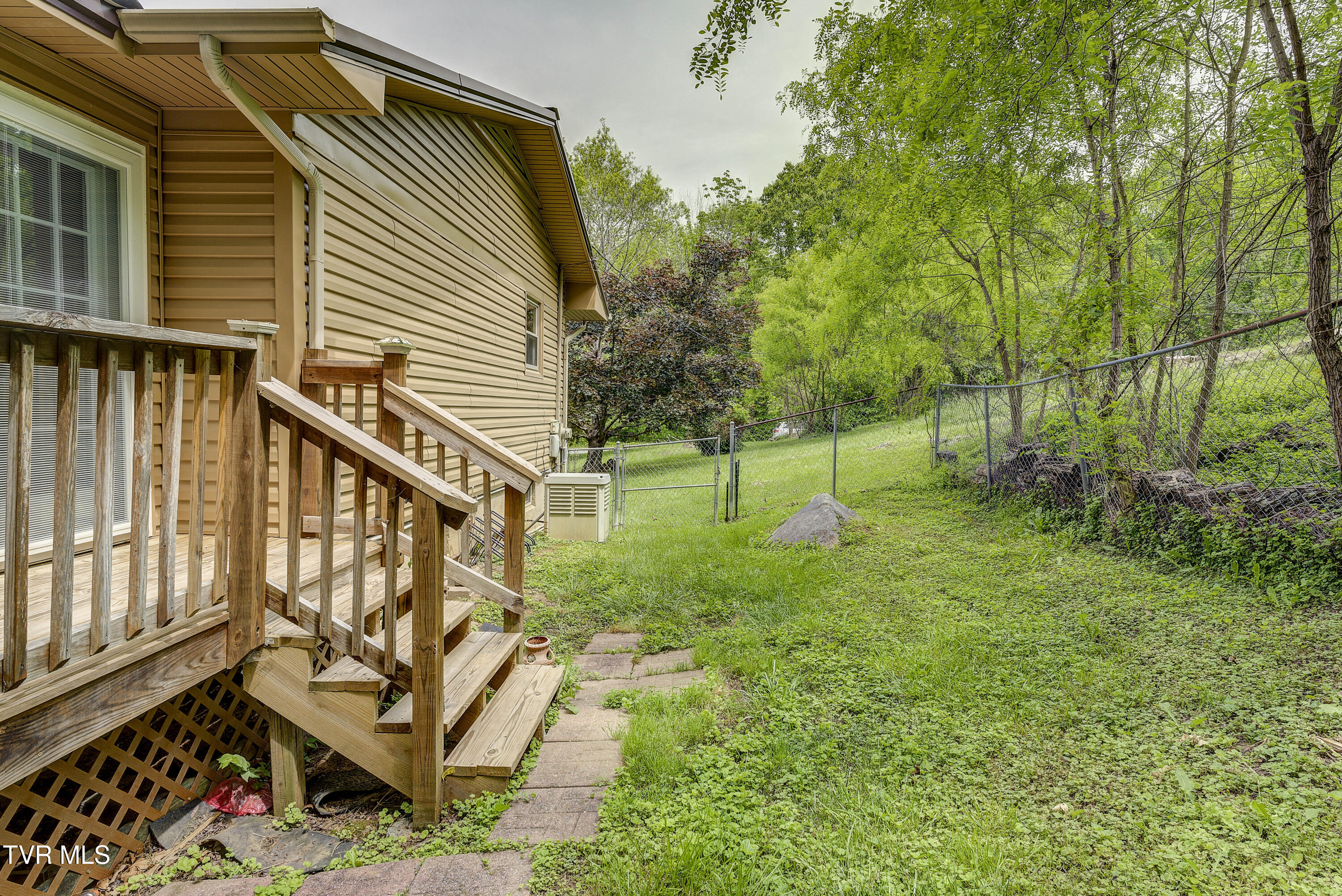 266 Pine Laurel Circle, Bluff City, Tennessee image 40