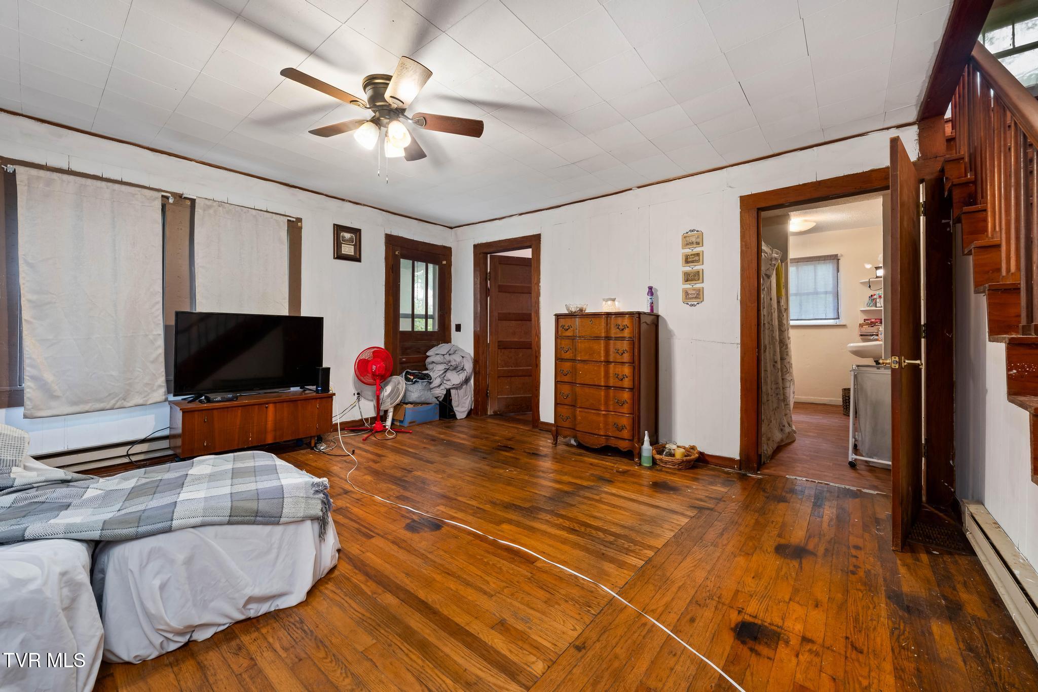 2305 Lumpkin Branch Road, Mountain City, Tennessee image 30