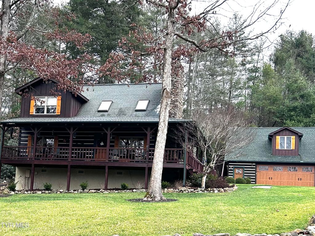 Photo of 171 Bankers Bend, Mountain City, TN 37683 (MLS # 9990046)