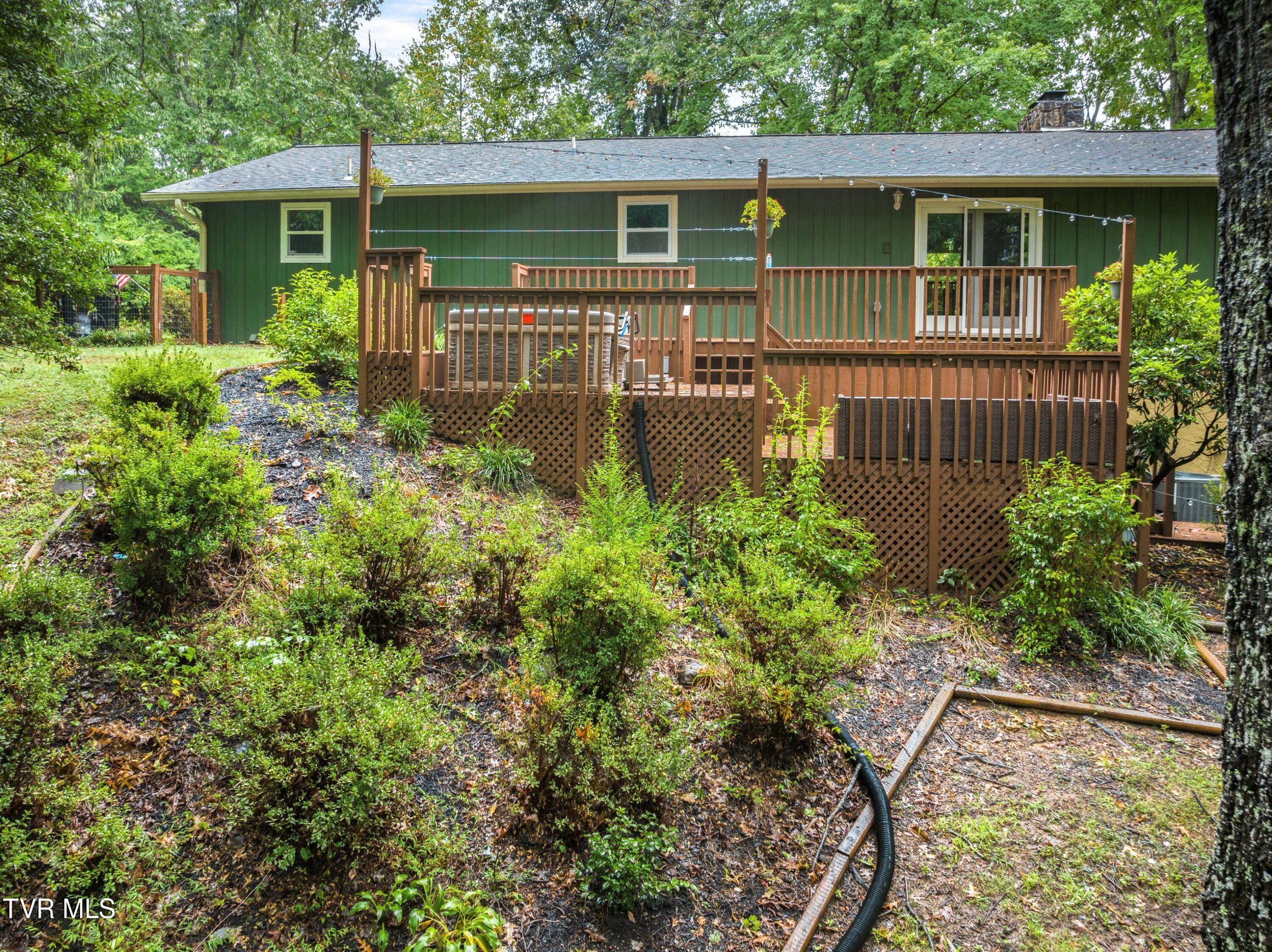 4357 Boogertown Road, Sevierville, Tennessee image 2