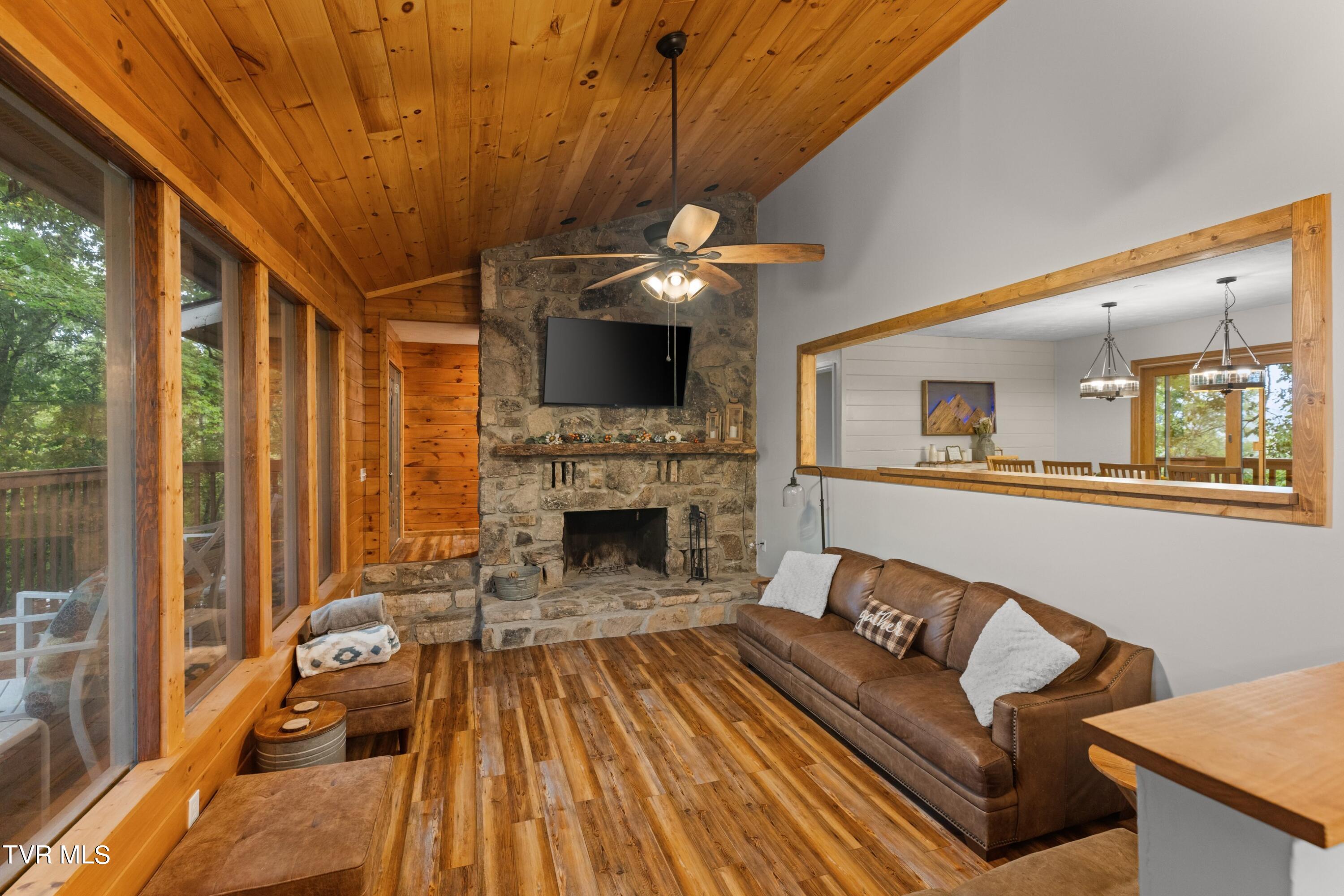 4357 Boogertown Road, Sevierville, Tennessee image 6