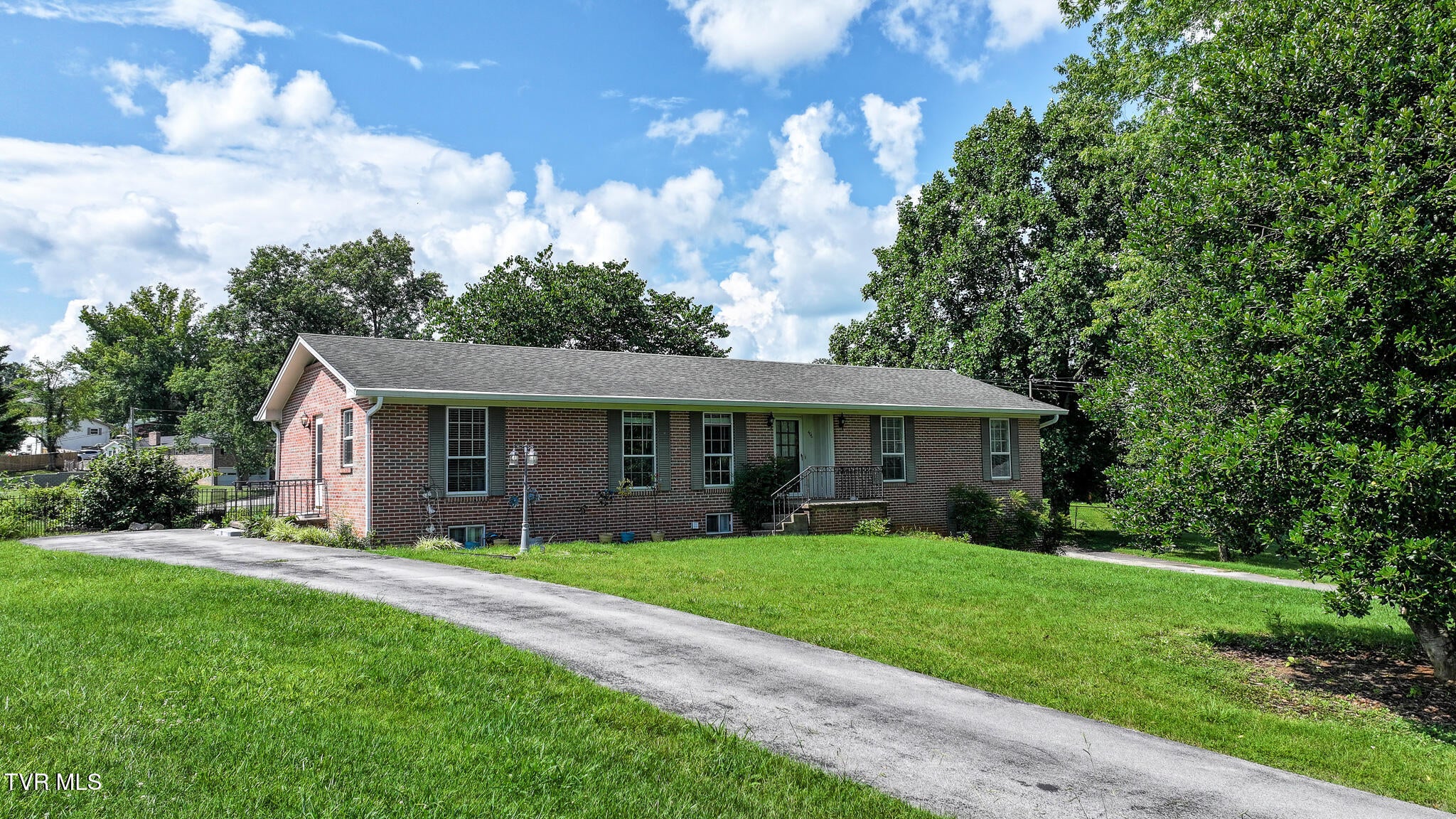 406 Oriole Drive