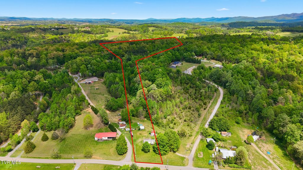Photo of 2376 Middle Creek Road, Afton, TN 37616 (MLS # 9994477)