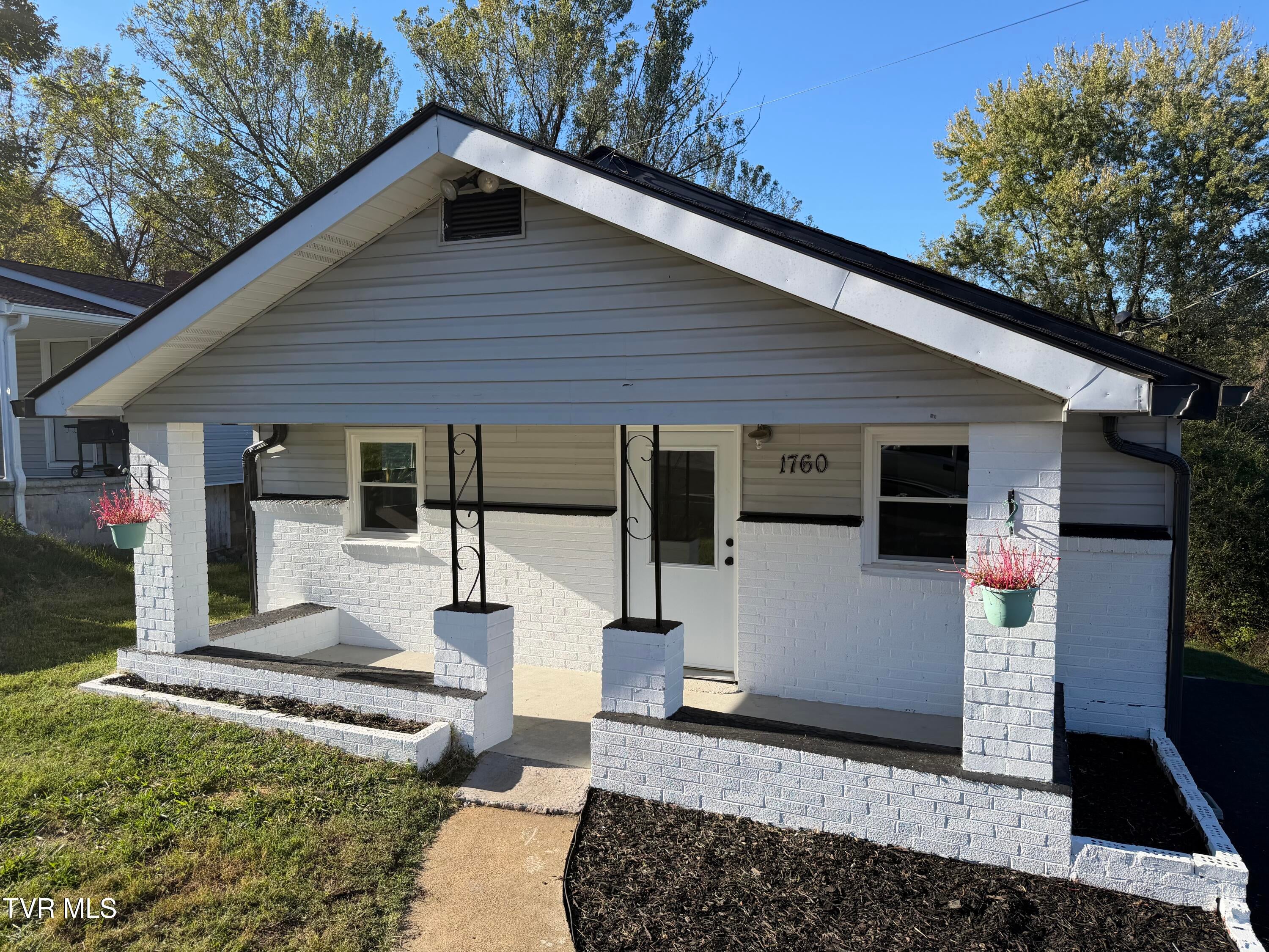 1760 Granby Road