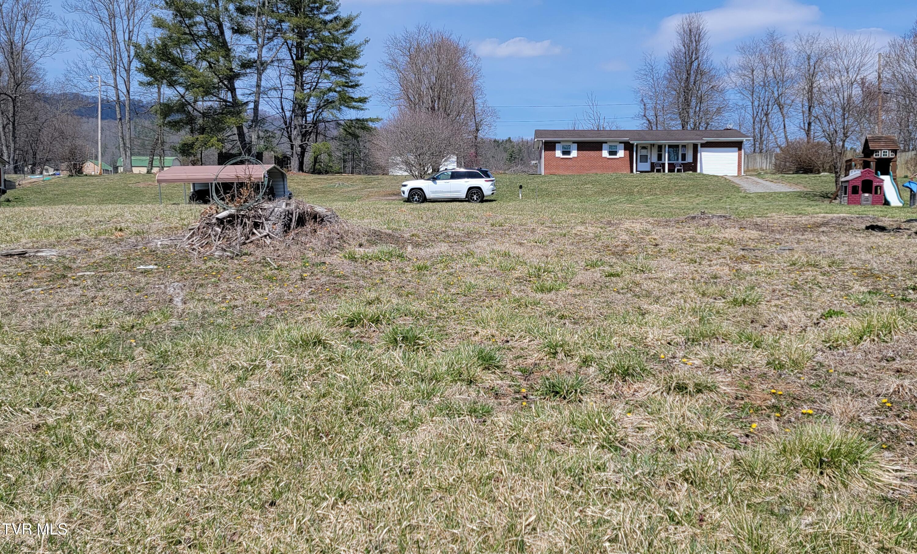 171 J Cress Road, Mountain City, Tennessee image 3