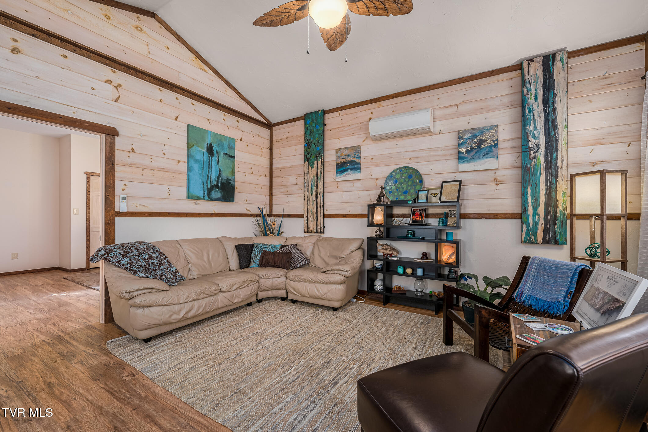 162 Blackberry Hill Lane, Mountain City, Tennessee image 10