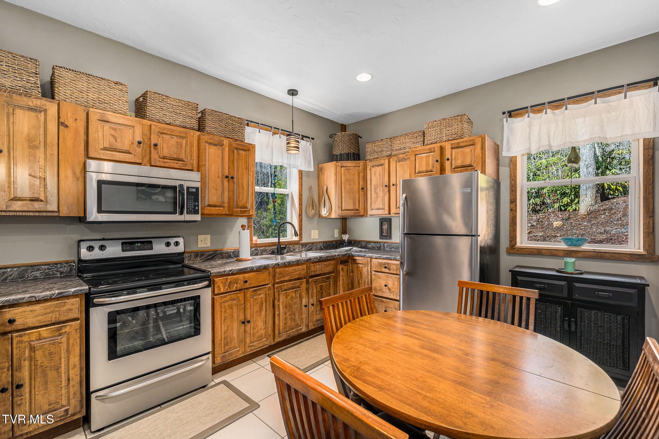 162 Blackberry Hill Lane, Mountain City, Tennessee image 15