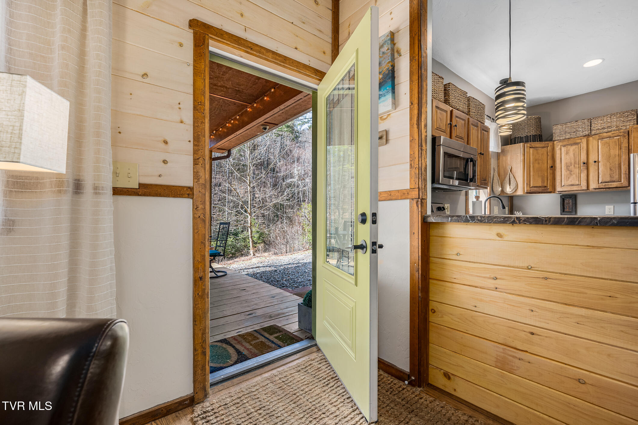 162 Blackberry Hill Lane, Mountain City, Tennessee image 9
