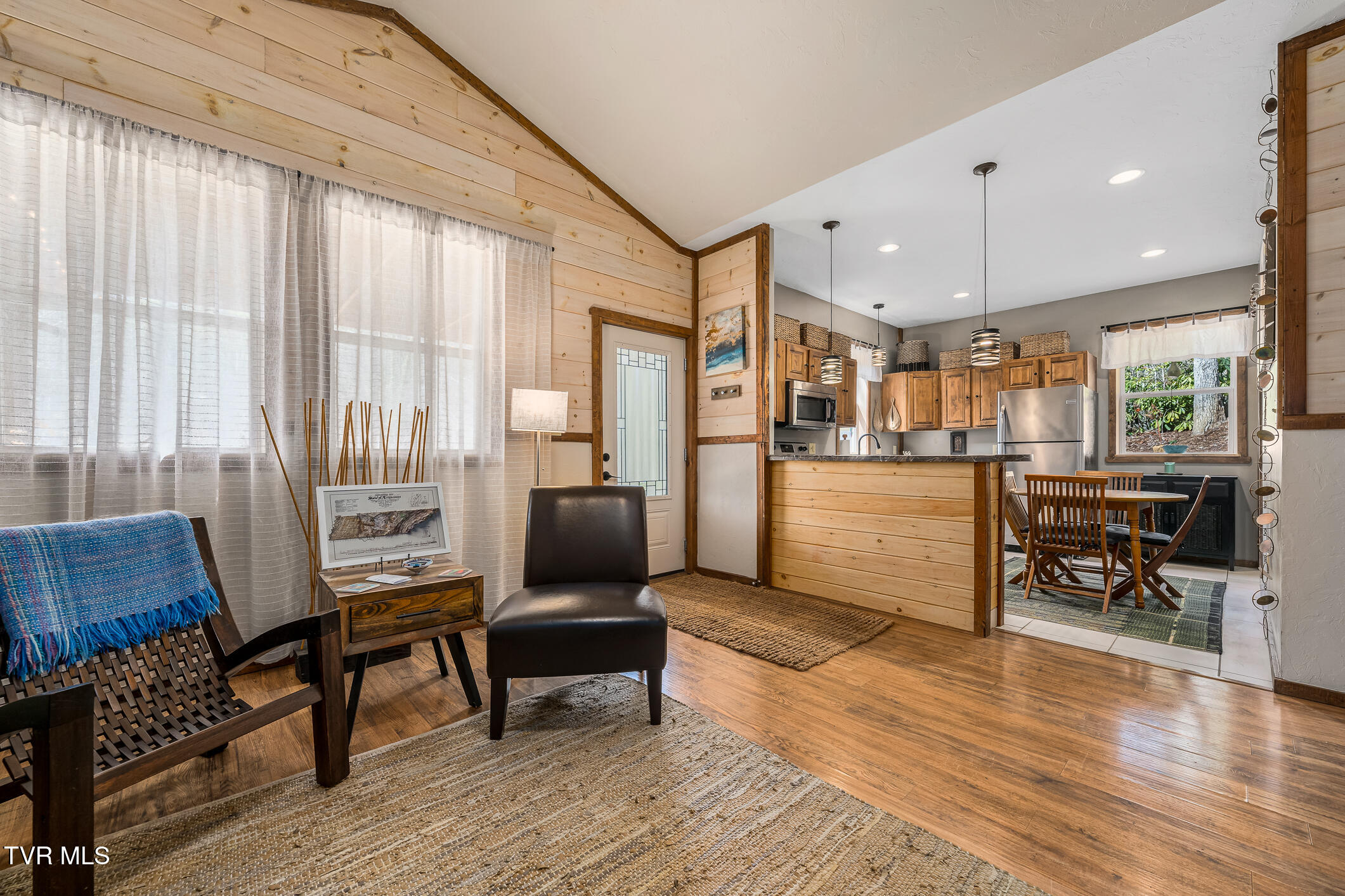 162 Blackberry Hill Lane, Mountain City, Tennessee image 13