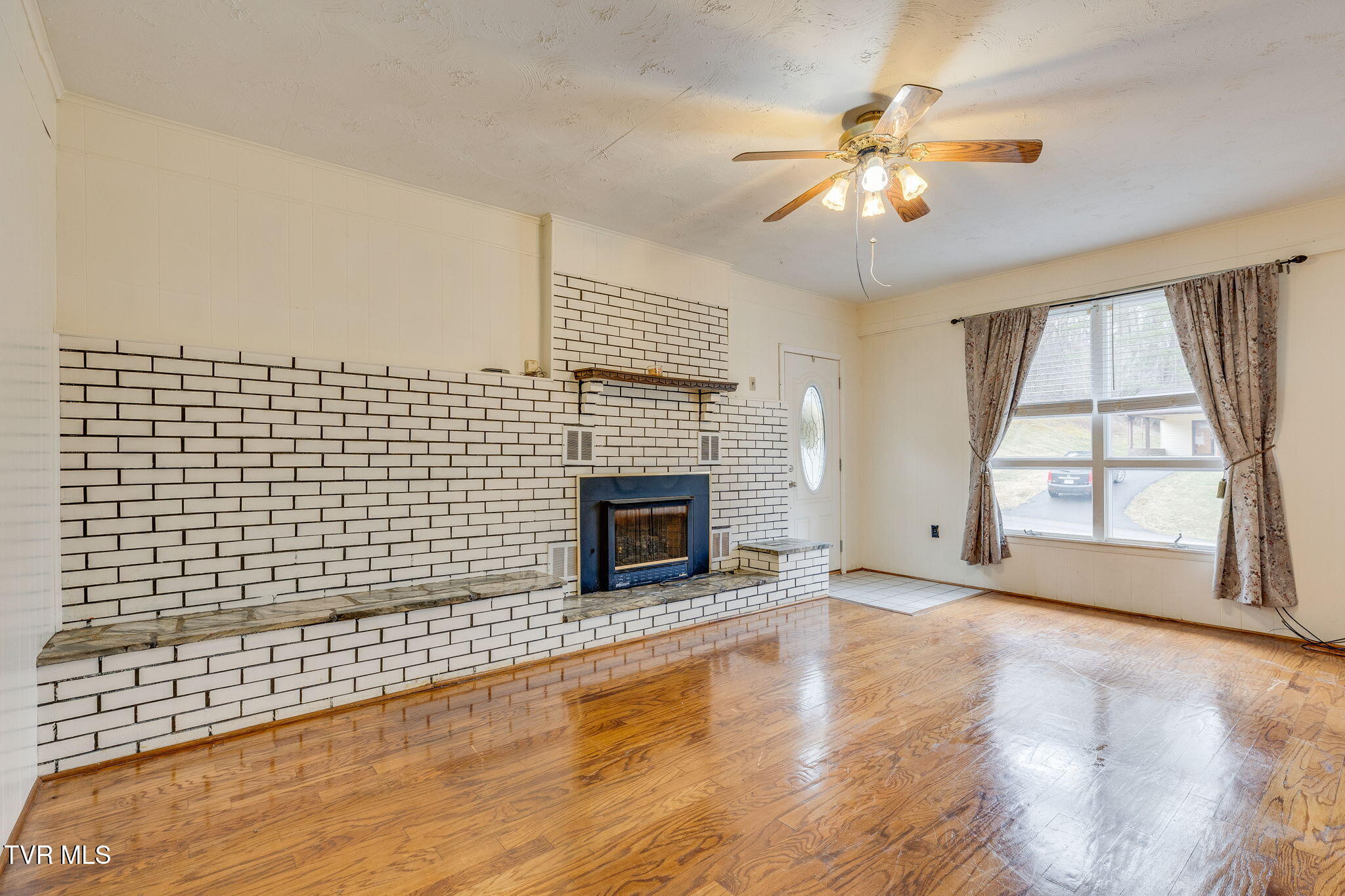 333 Green Acres Road, Honaker, Virginia image 4