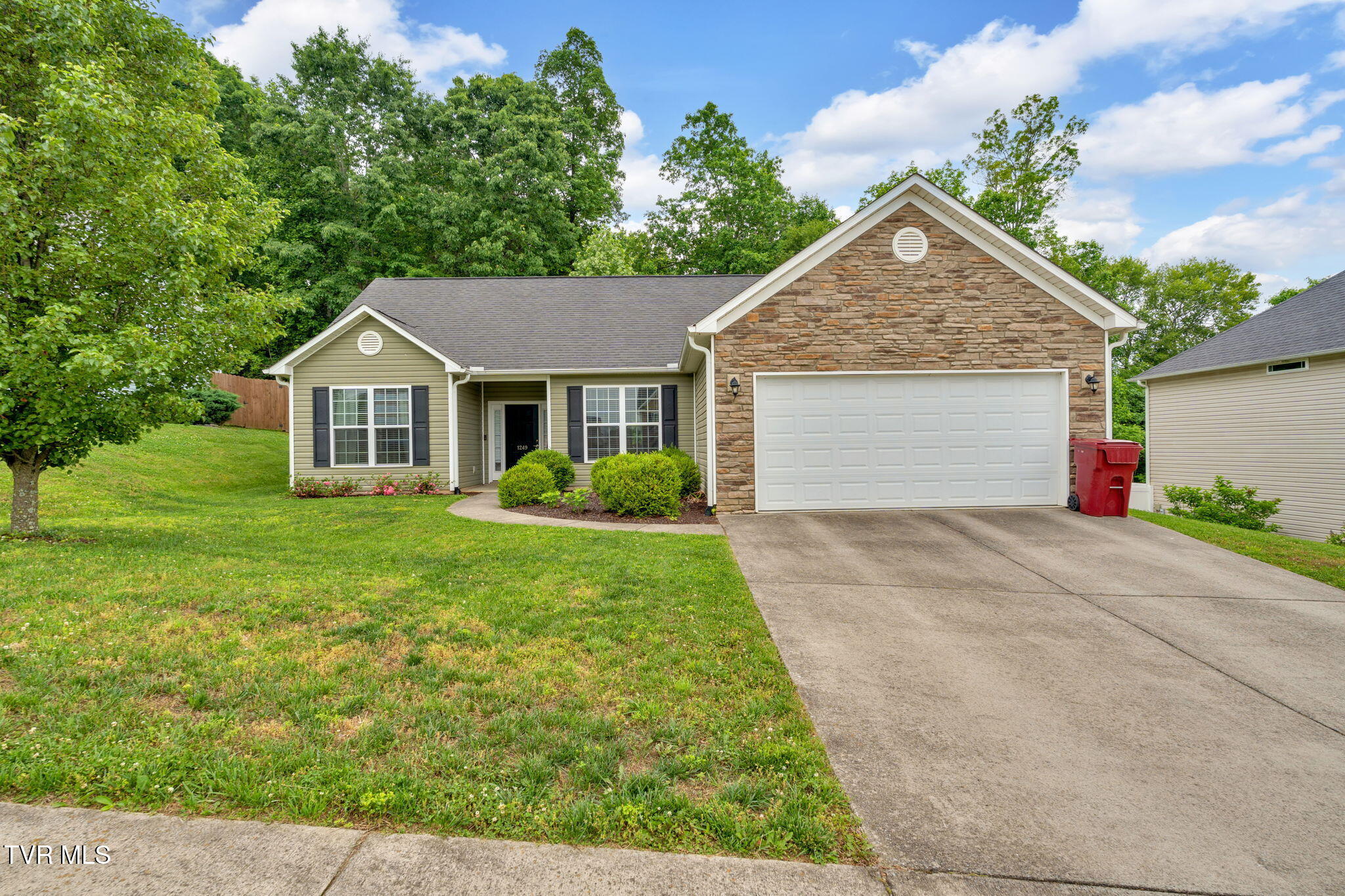 1249 Hammett Road, Johnson City, Tennessee image 2