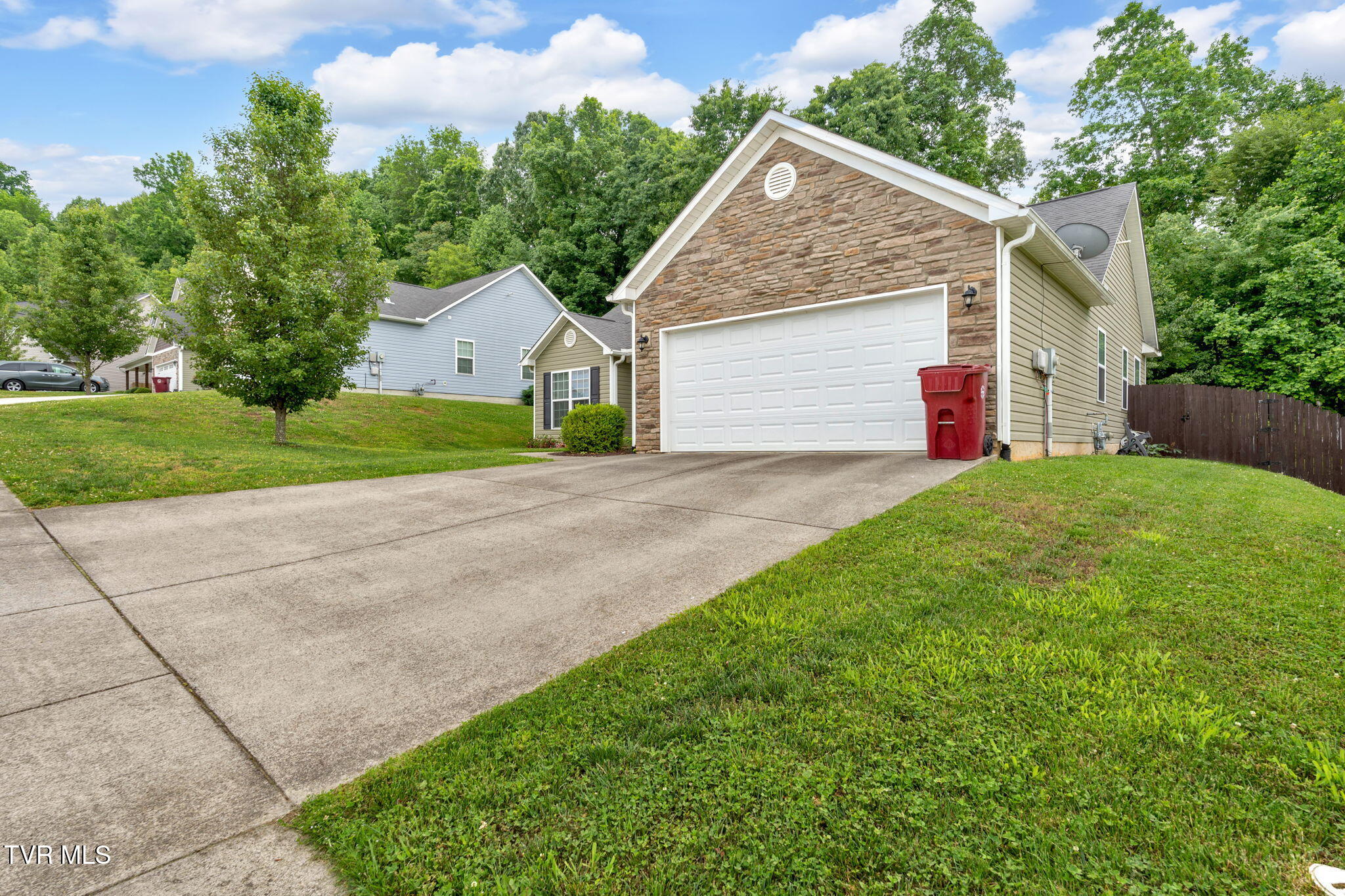 1249 Hammett Road, Johnson City, Tennessee image 4