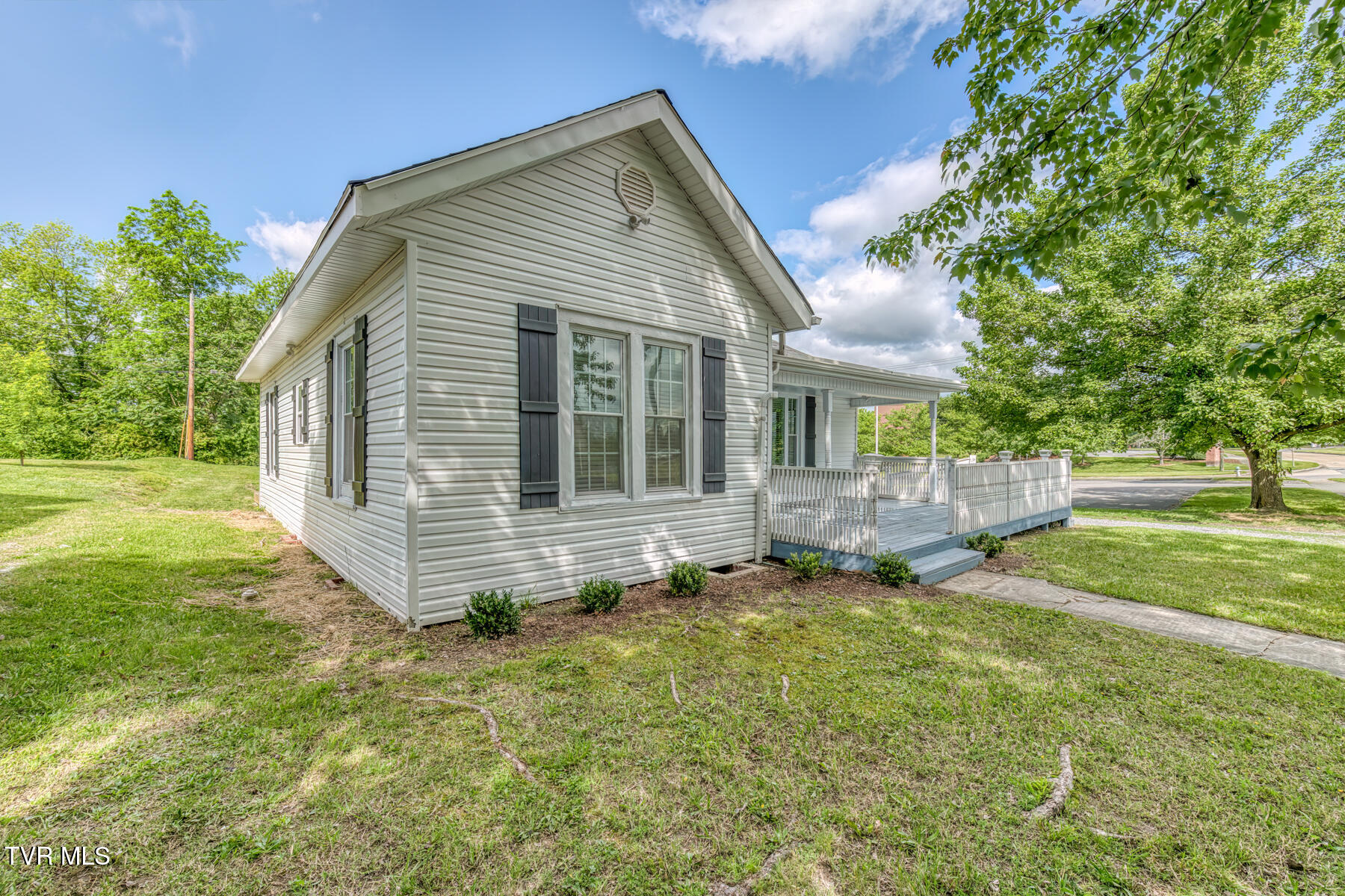 109 Sevier Avenue, Kingsport, Tennessee image 2