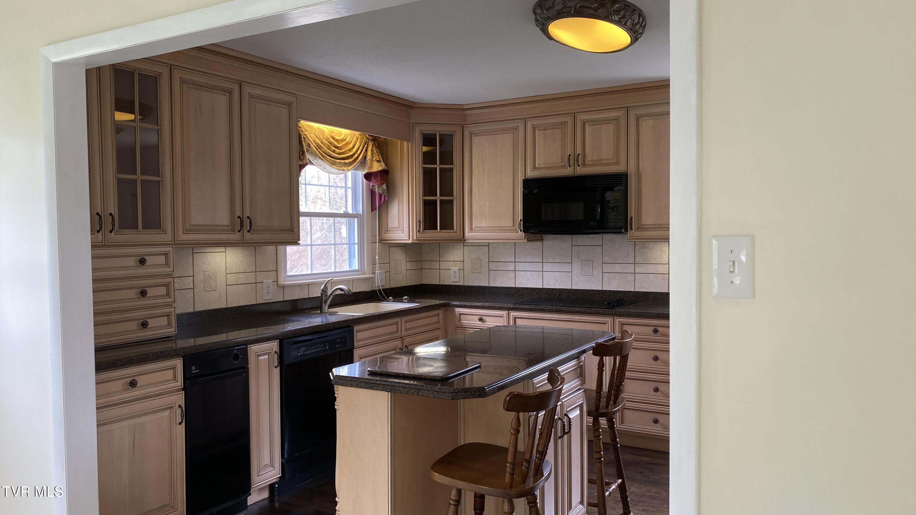 148 Hill Drive, Abingdon, Virginia image 20