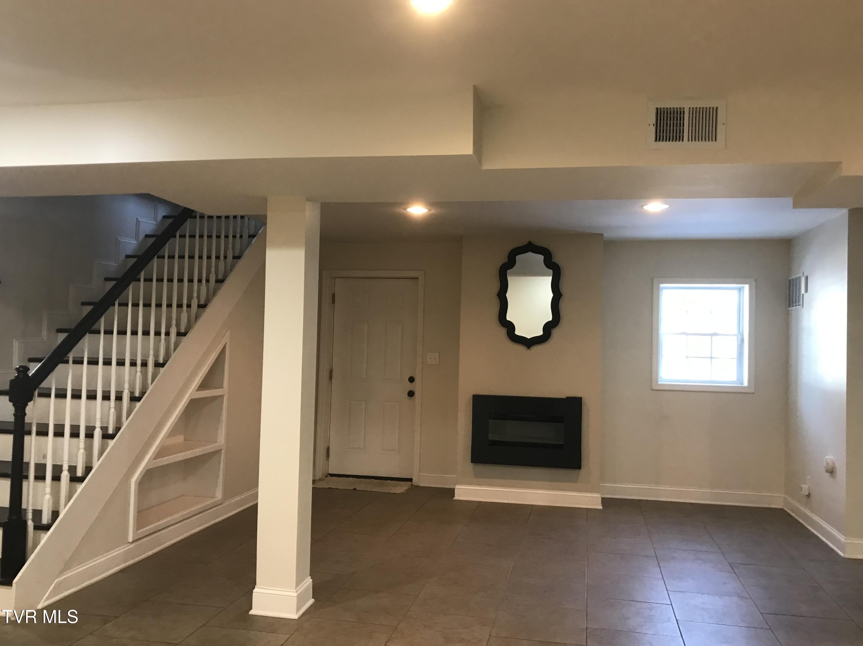148 Hill Drive, Abingdon, Virginia image 46