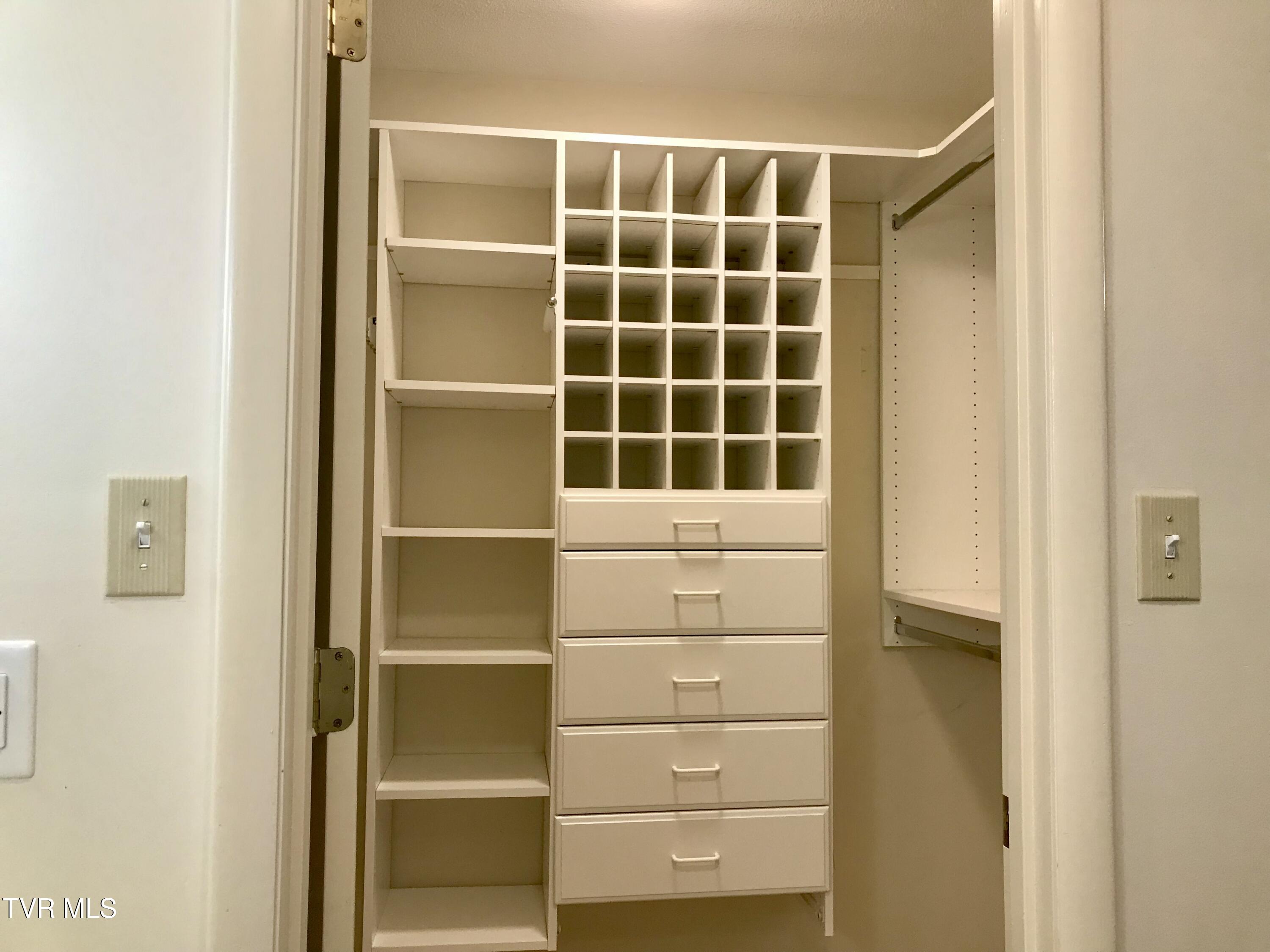 148 Hill Drive, Abingdon, Virginia image 30