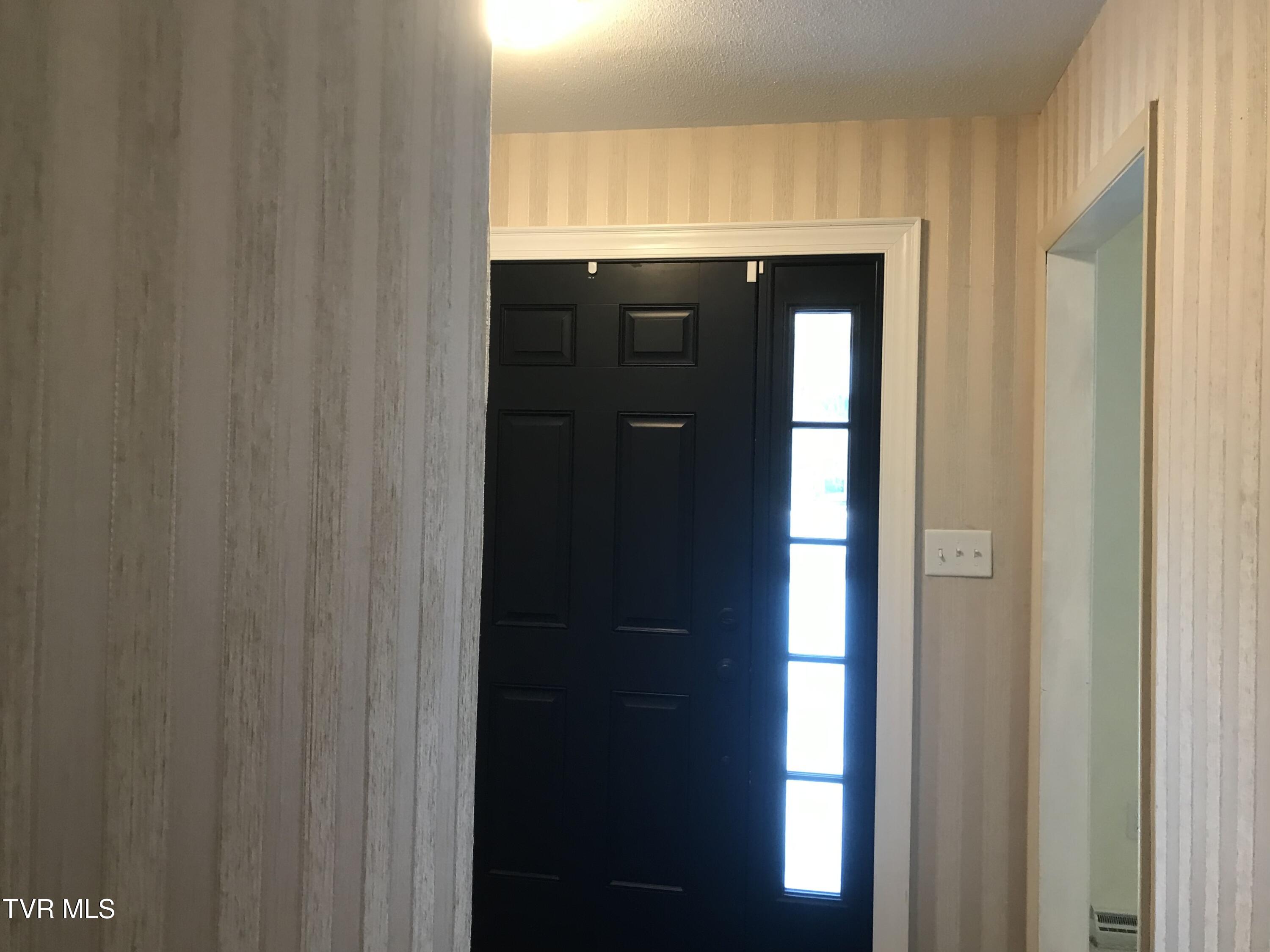 148 Hill Drive, Abingdon, Virginia image 9