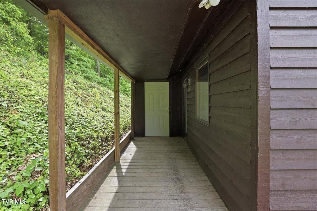 3427 Bill Douglas Road