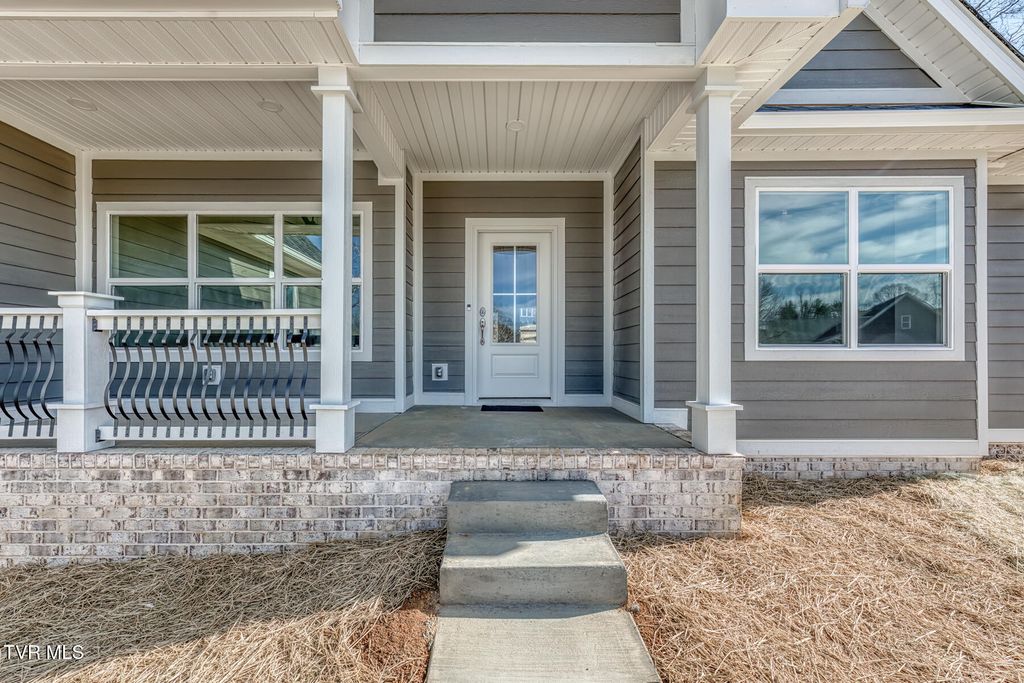 Photo of 154 Creek Side Court, Bristol, TN 37620 (MLS # 9986888)