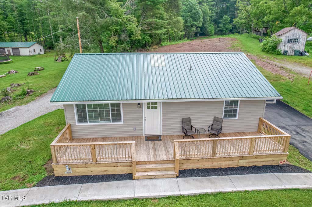 Photo of 1249 Main Street, Mountain City, TN 37683 (MLS # 9999621)