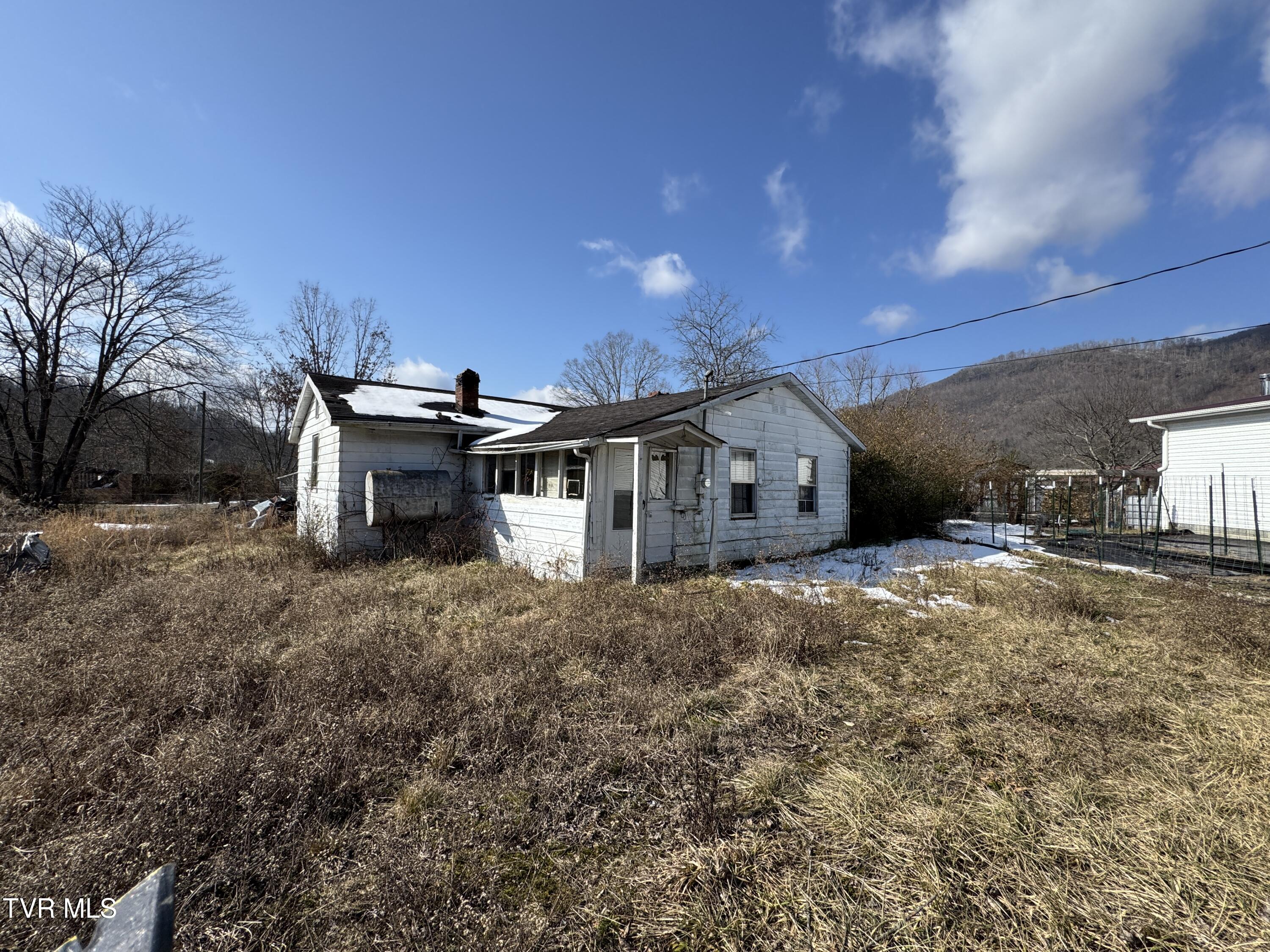 111 28th Street, Big Stone Gap, Virginia image 1