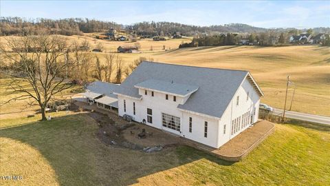 Photo of 2752 Knob Creek Road, Johnson City, TN 37604 (MLS # 9990602)
