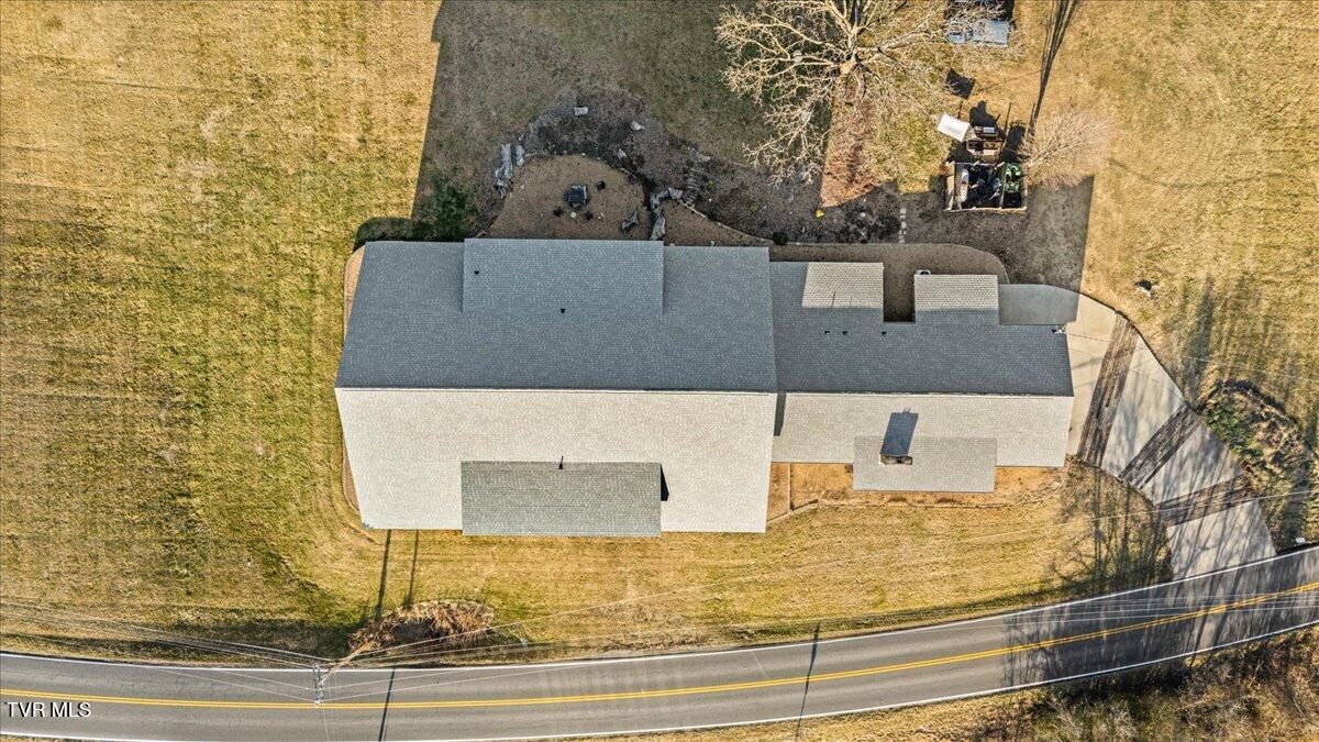 Johnson City, Tennessee, 37604, United States, 5 Bedrooms Bedrooms, ,6 BathroomsBathrooms,Residential,Active,2013176