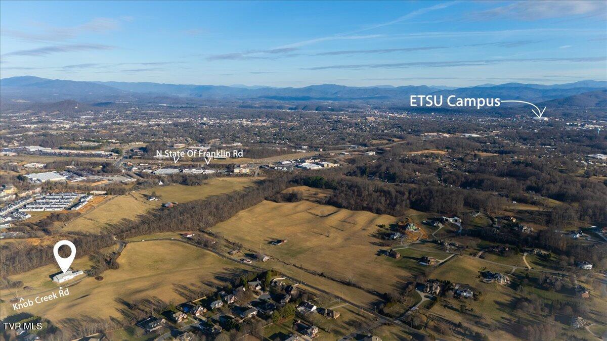 Johnson City, Tennessee, 37604, United States, 5 Bedrooms Bedrooms, ,6 BathroomsBathrooms,Residential,Active,2013176